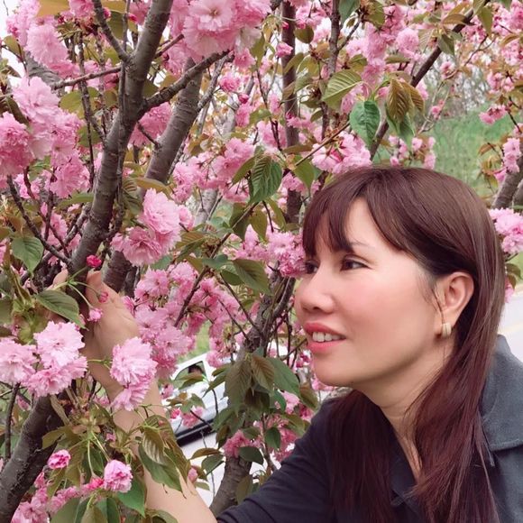Meet your Posher, Thuy - Picture 1 of 1